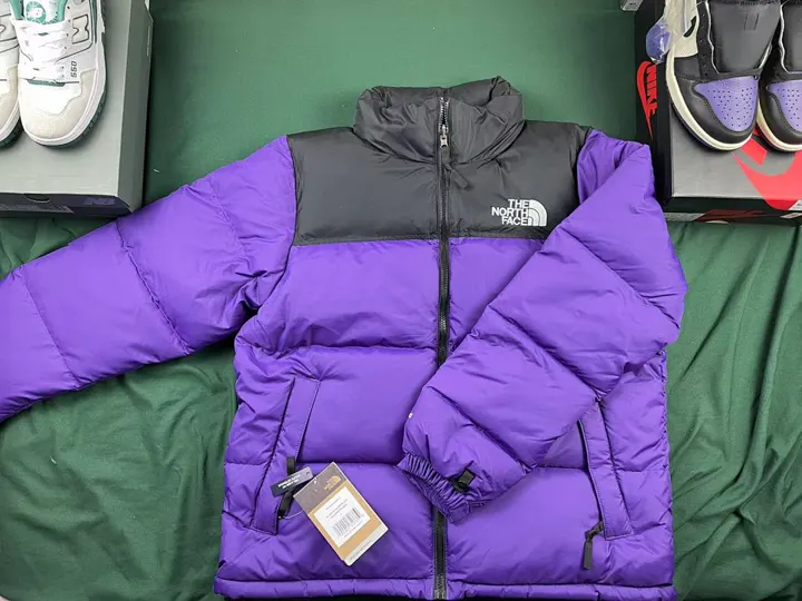 The North Face 151T
