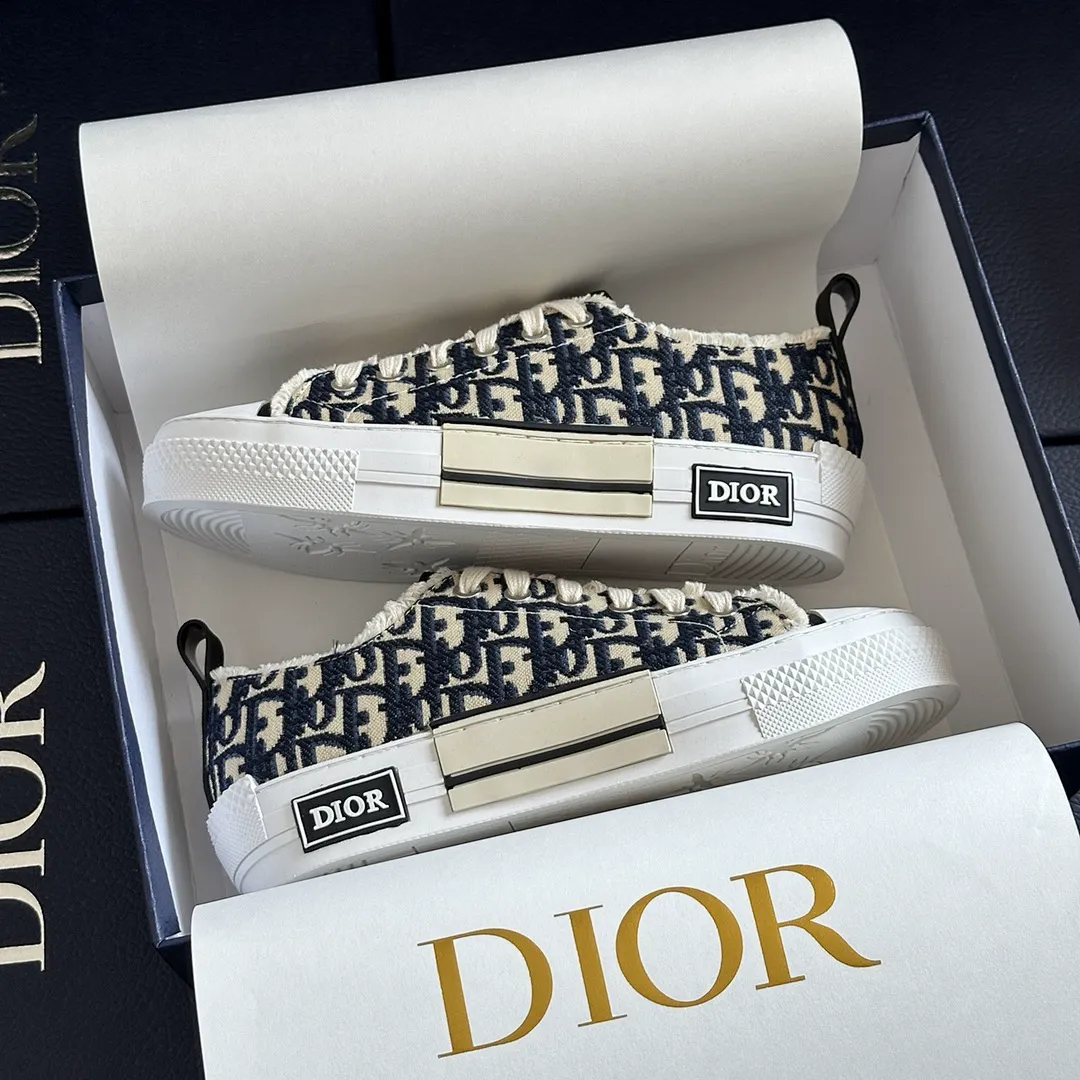 Dior 3Q03 תמונה 9