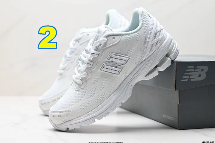 New Balance 4001
