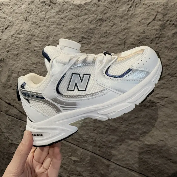 New Balance 4321