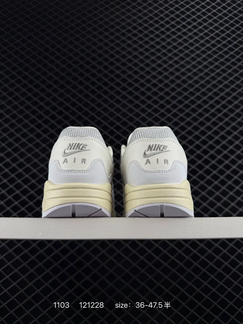 Nike 4391 תמונה 14