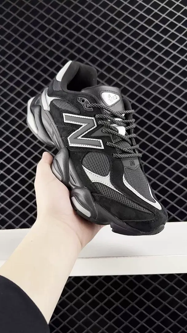 New Balance 4392