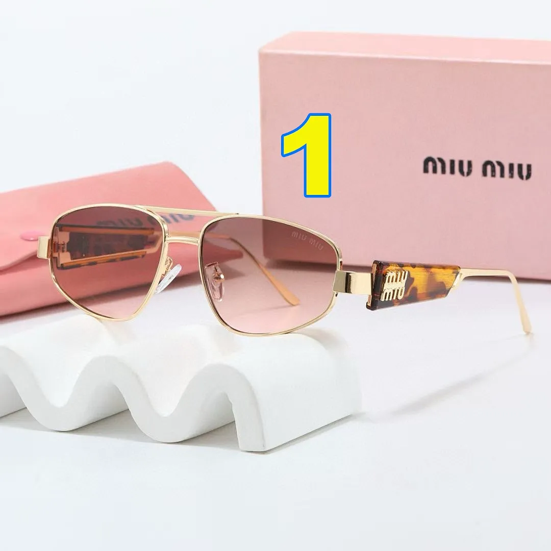 MIUMIU 4567 תמונה 3