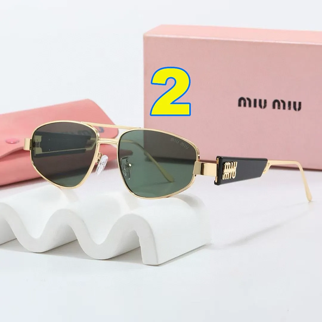 MIUMIU 4567 תמונה 4