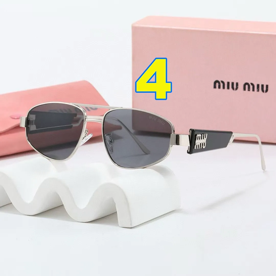 MIUMIU 4567 תמונה 6