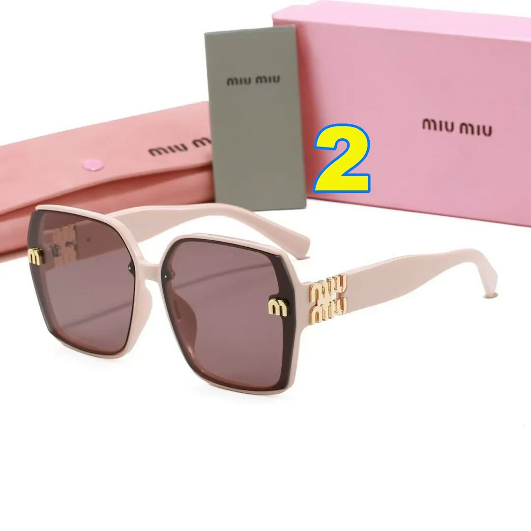 MIUMIU 4568 תמונה 3