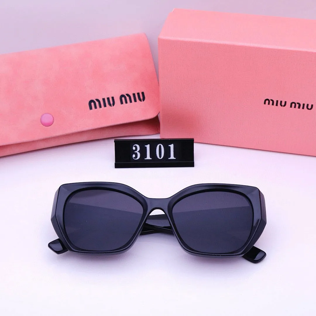MIUMIU 4569 תמונה 4