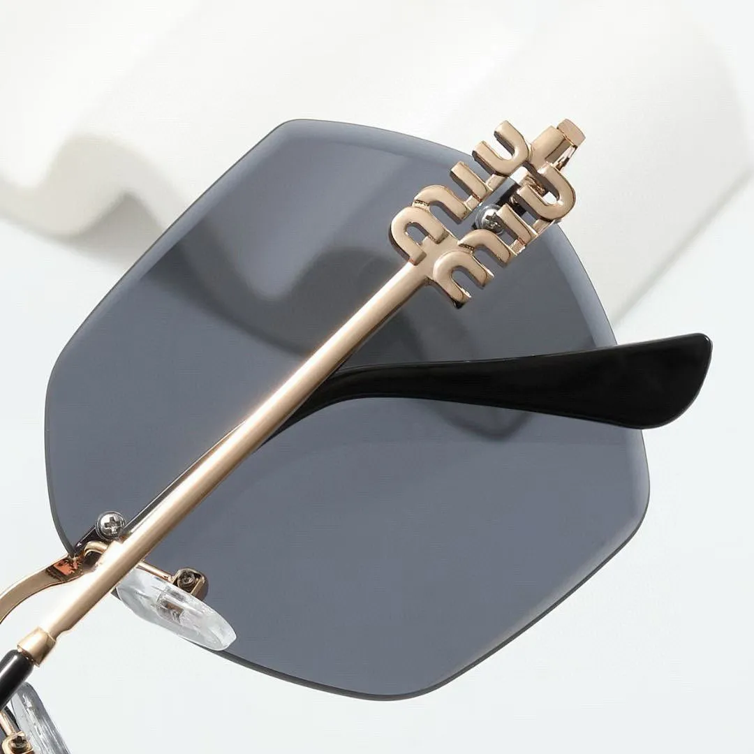 MIUMIU 4571F תמונה 3