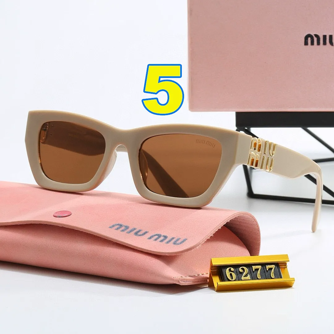 MIUMIU 4573 תמונה 11