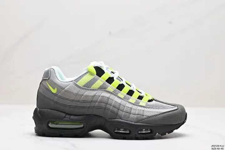 Nike 4576