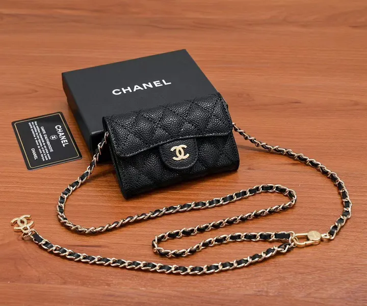 Chanel 4700J