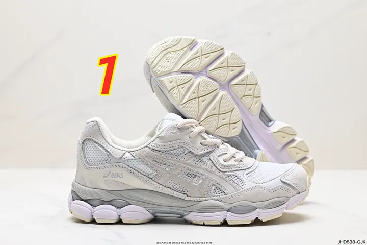 Asics 4745J