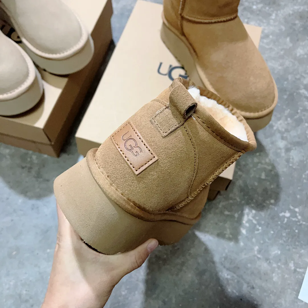 UGG 4797J תמונה 16