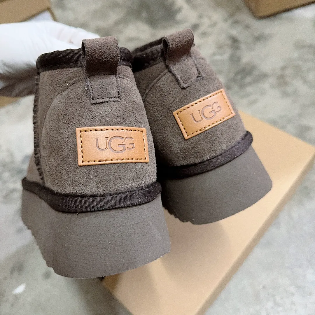 UGG 4797J תמונה 6