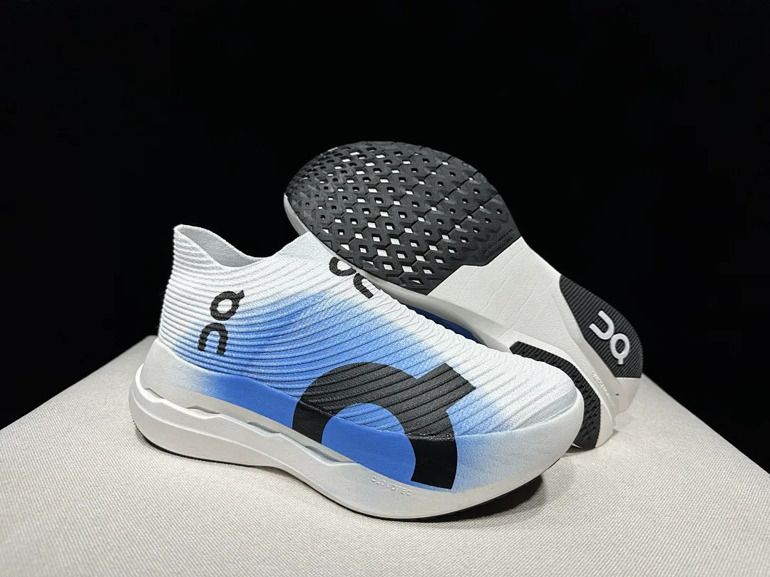 On Cloud 4876 תמונה 53