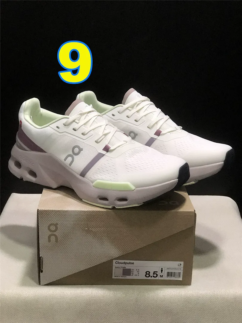 On Cloud 4877 תמונה 11