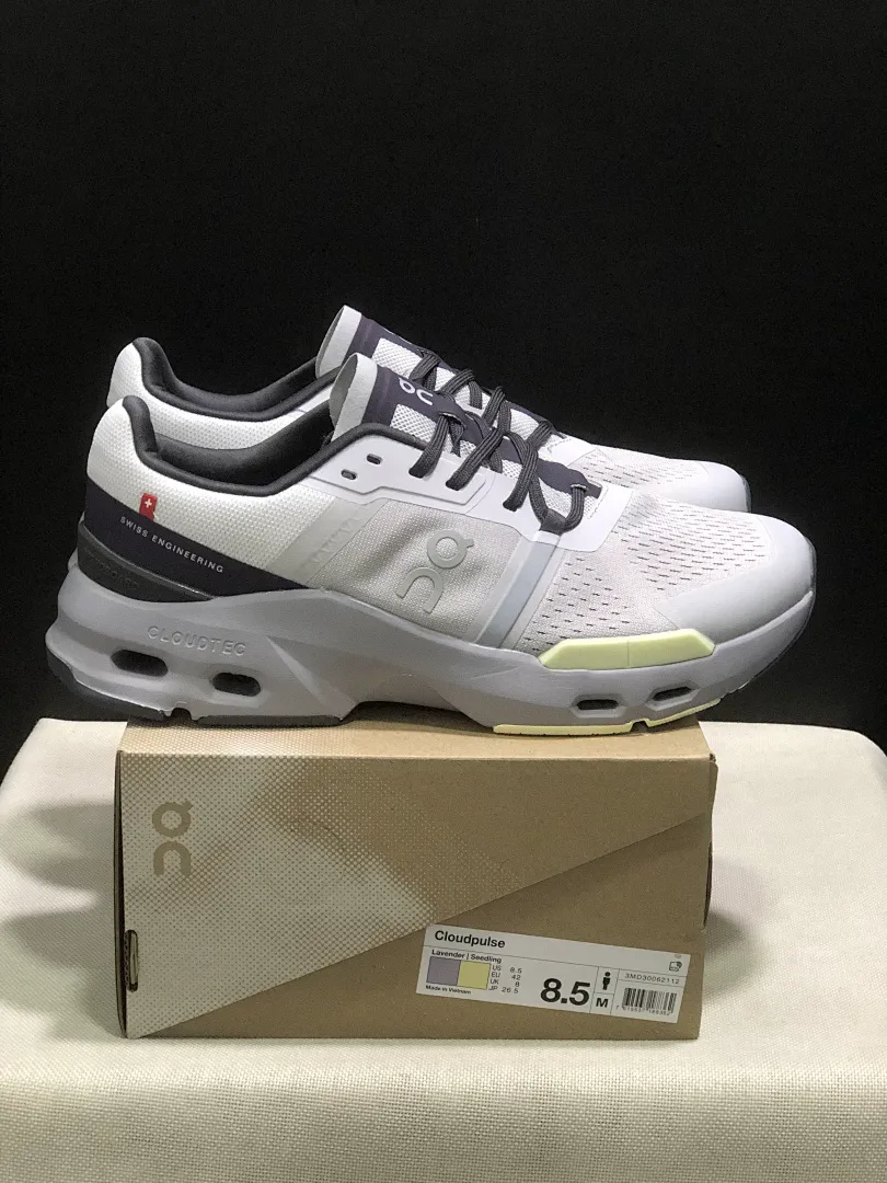On Cloud 4877 תמונה 124