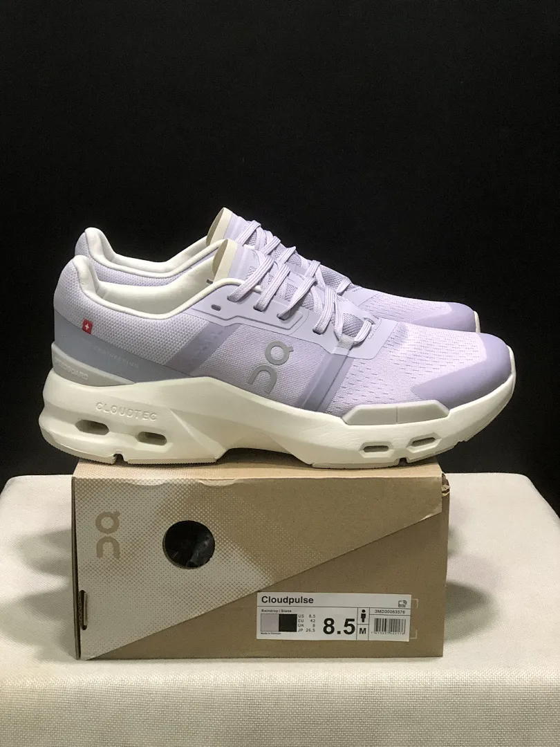 On Cloud 4877 תמונה 142