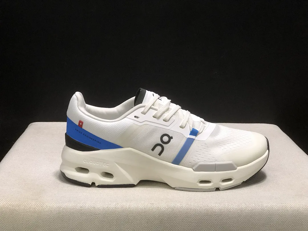 On Cloud 4877 תמונה 144