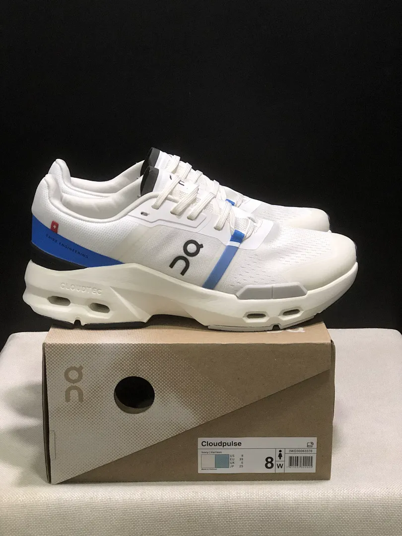 On Cloud 4877 תמונה 150
