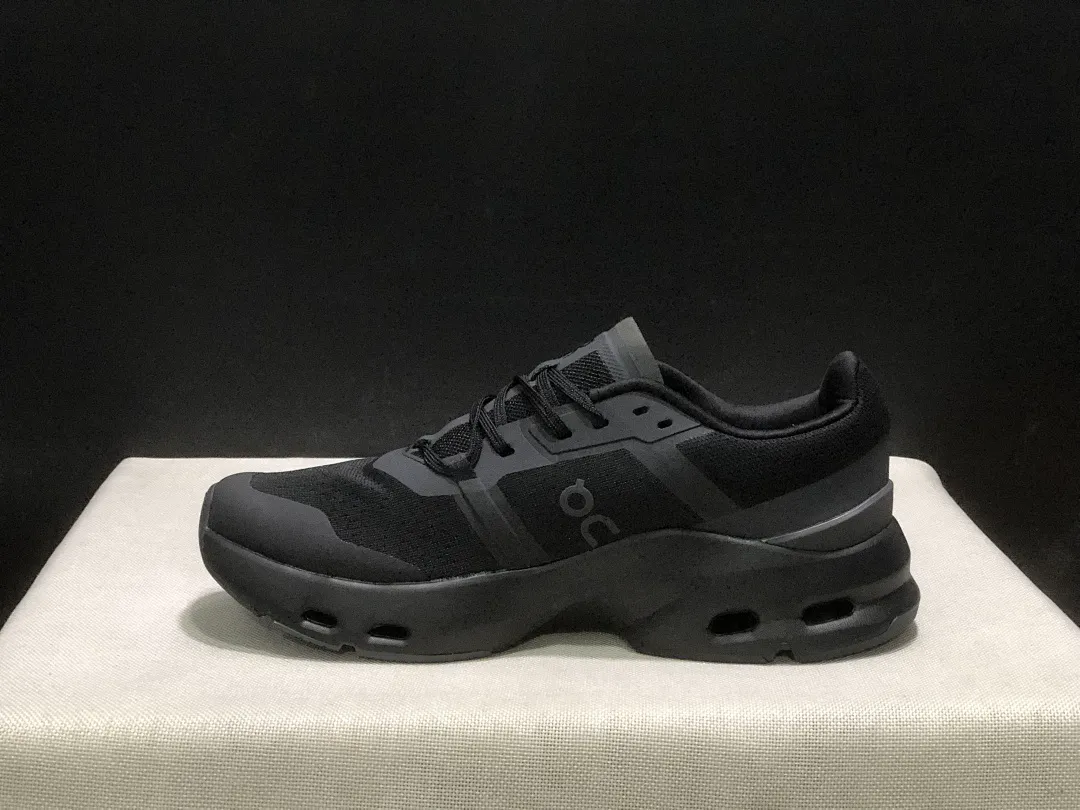 On Cloud 4877 תמונה 21