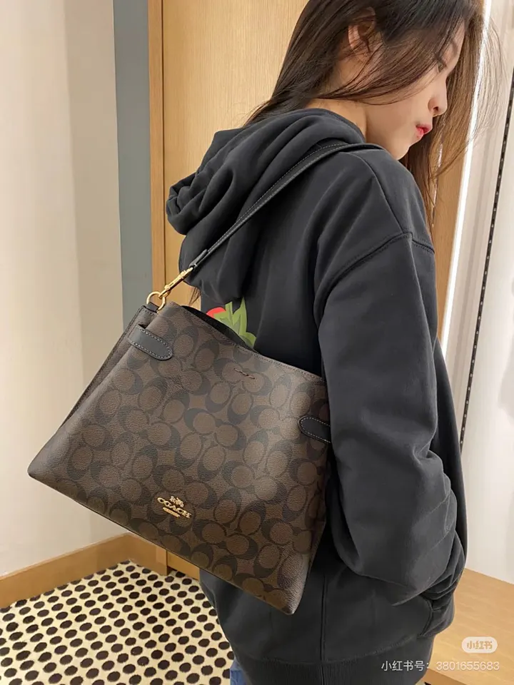 Coach 4932J
