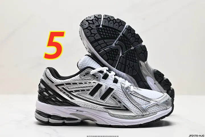 New Balance 4949J
