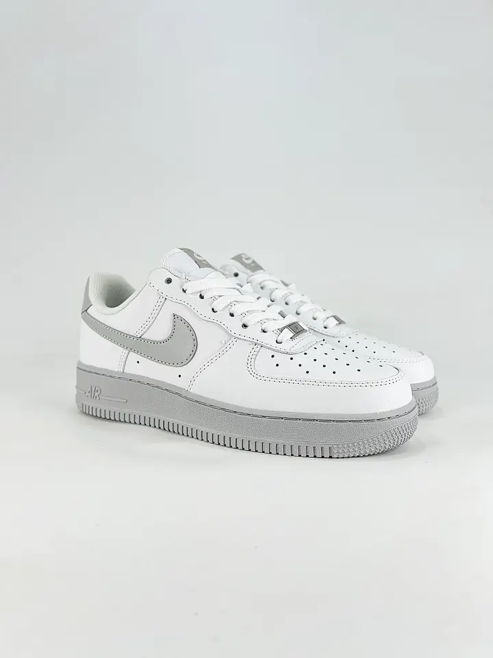 Nike 5235