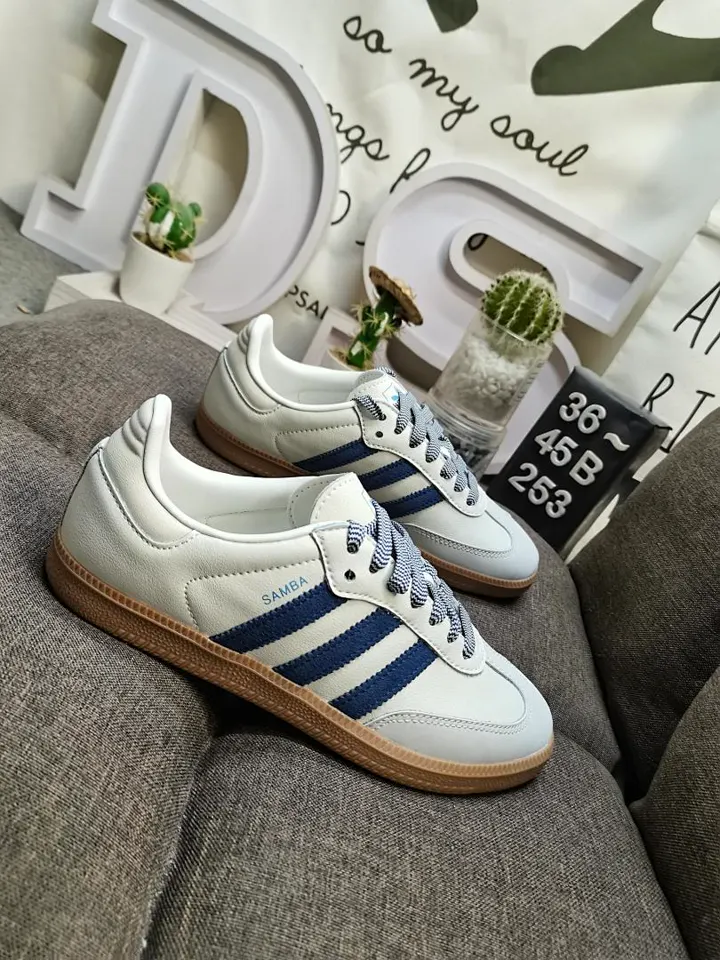 Adidas 5329