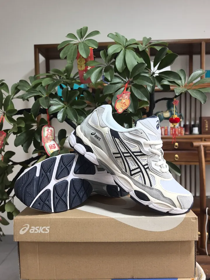 Asics 5442F