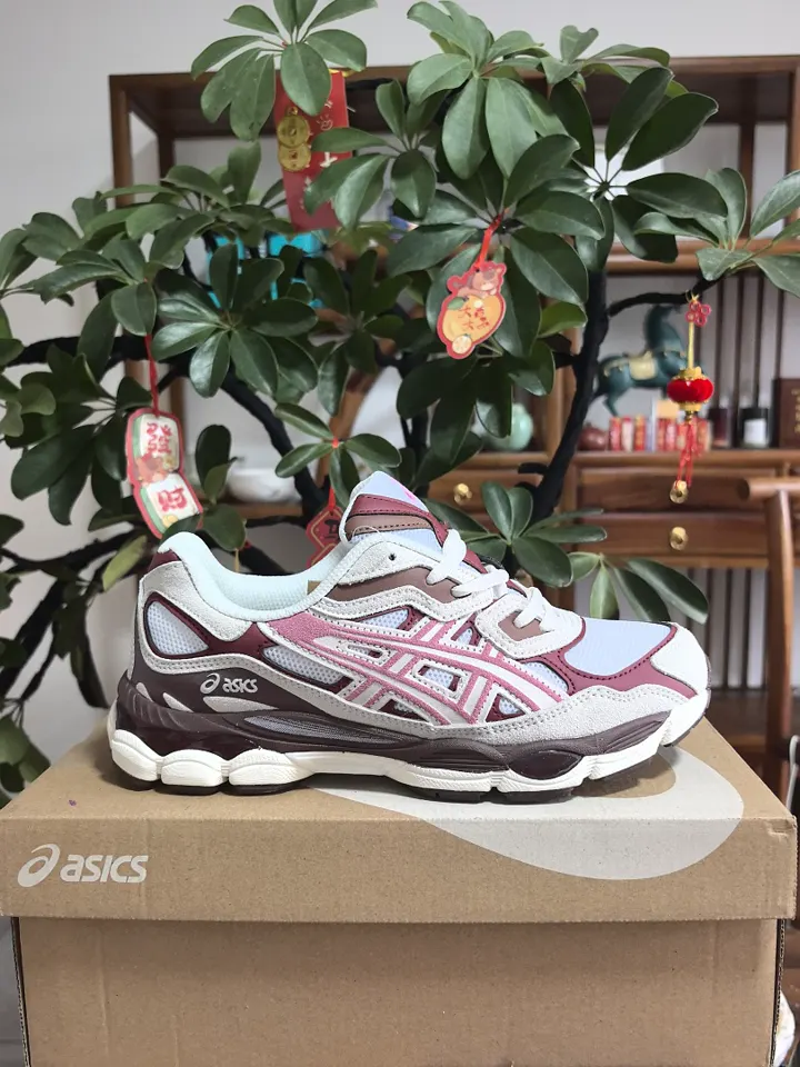 Asics 5443F