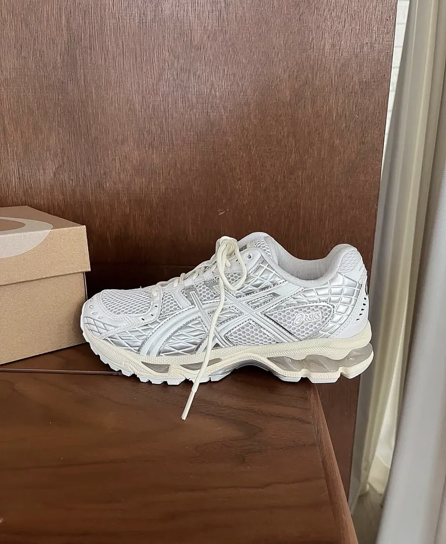Asics 545H תמונה 8