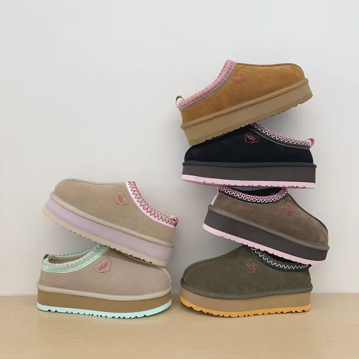 UGG 5490F