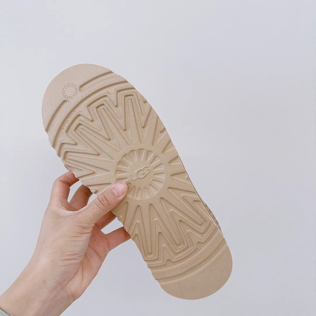 UGG 5537F תמונה 19