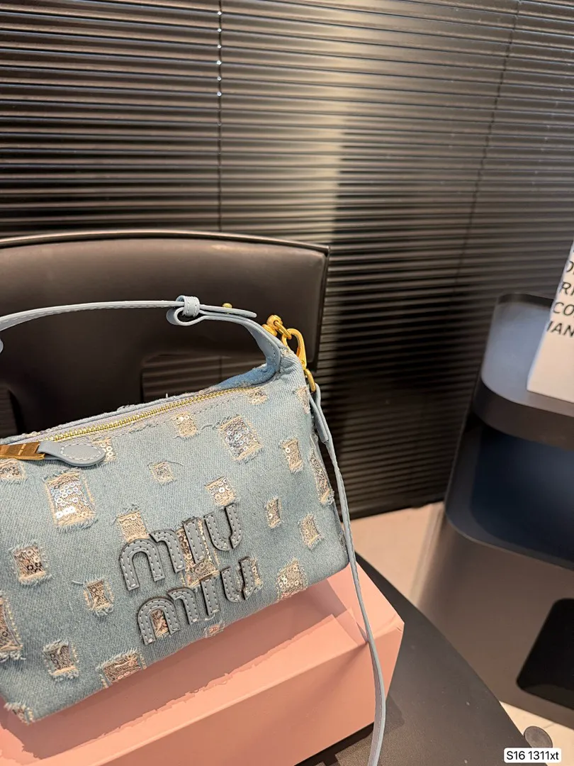 MIUMIU 5547 תמונה 14