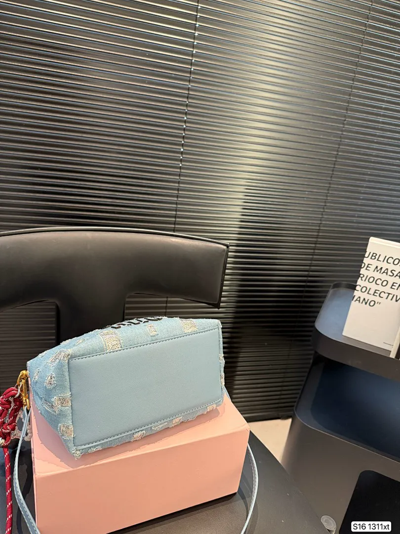 MIUMIU 5547 תמונה 16