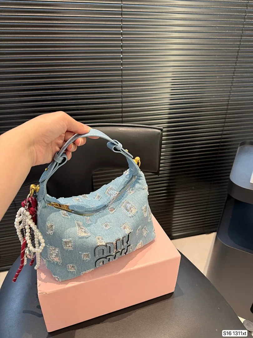 MIUMIU 5547 תמונה 20