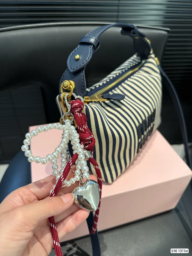 MIUMIU 5547 תמונה 6