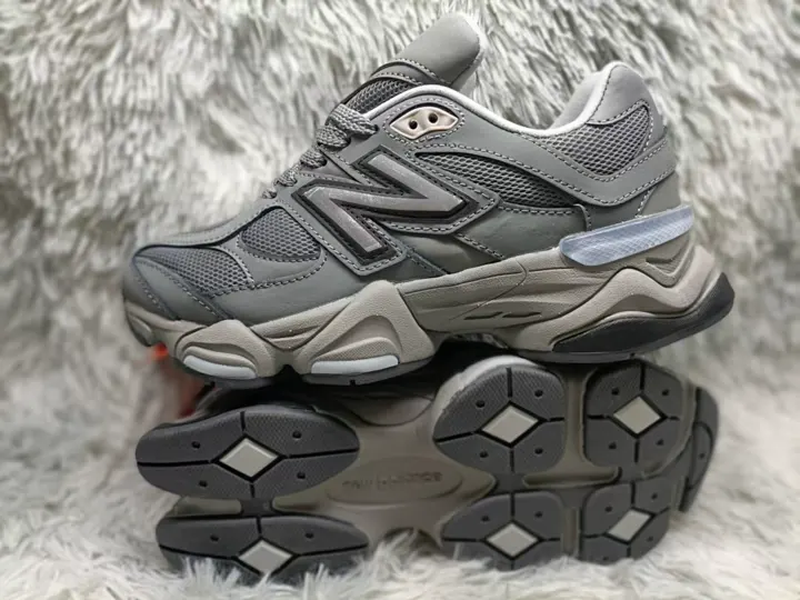 New Balance 5561