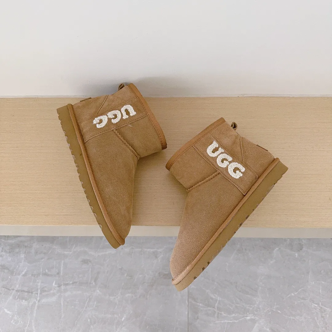 UGG 5700 תמונה 10