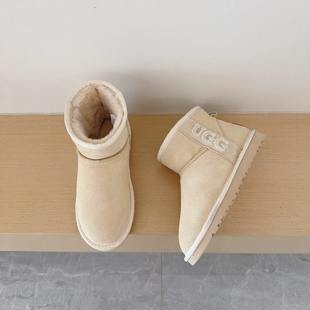 UGG 5700 תמונה 22