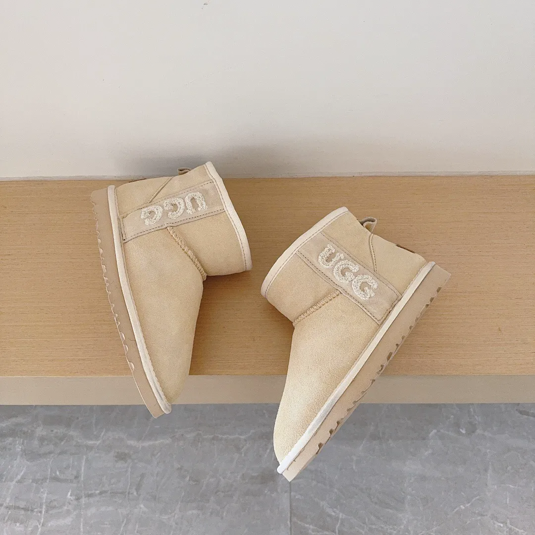 UGG 5700 תמונה 23