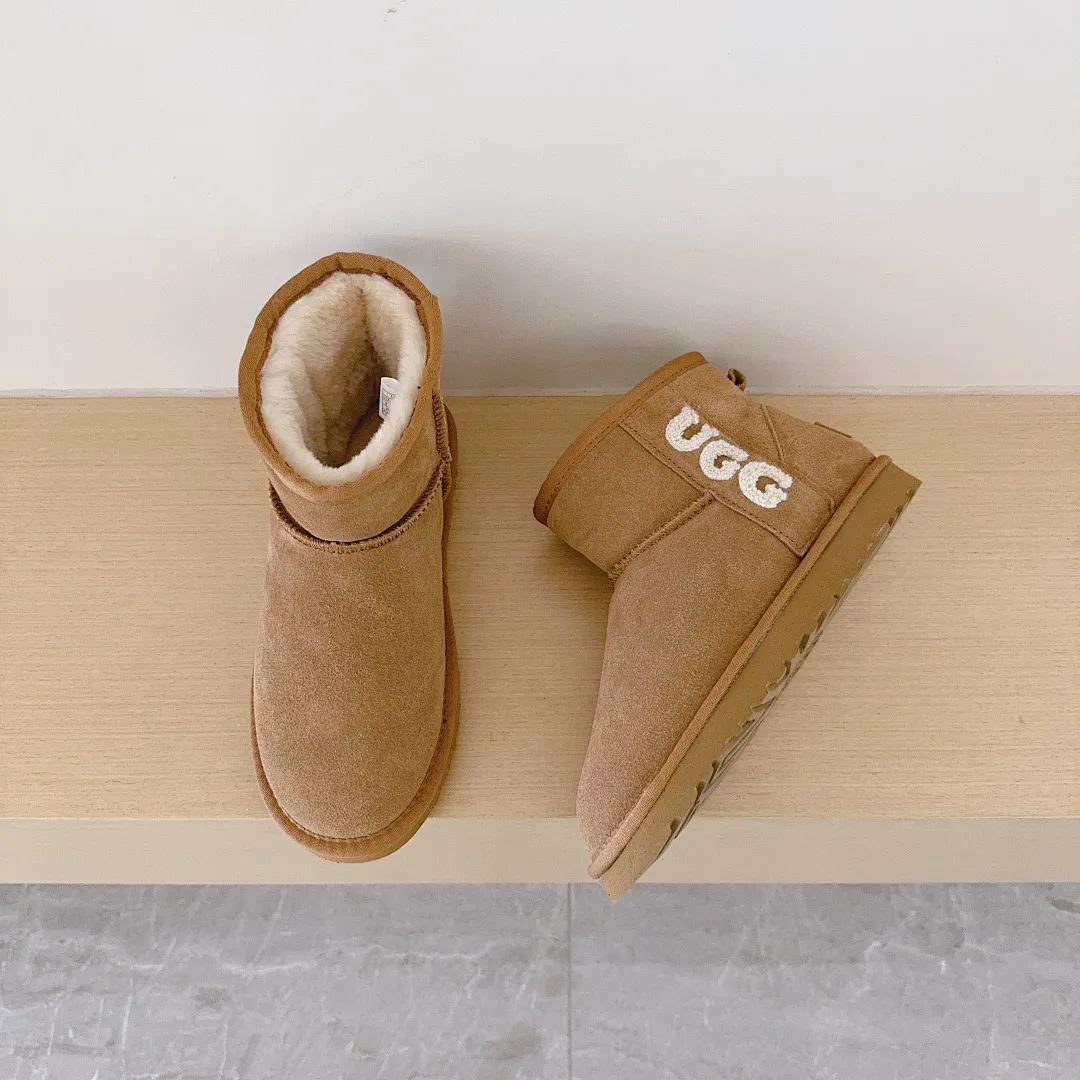 UGG 5700 תמונה 24