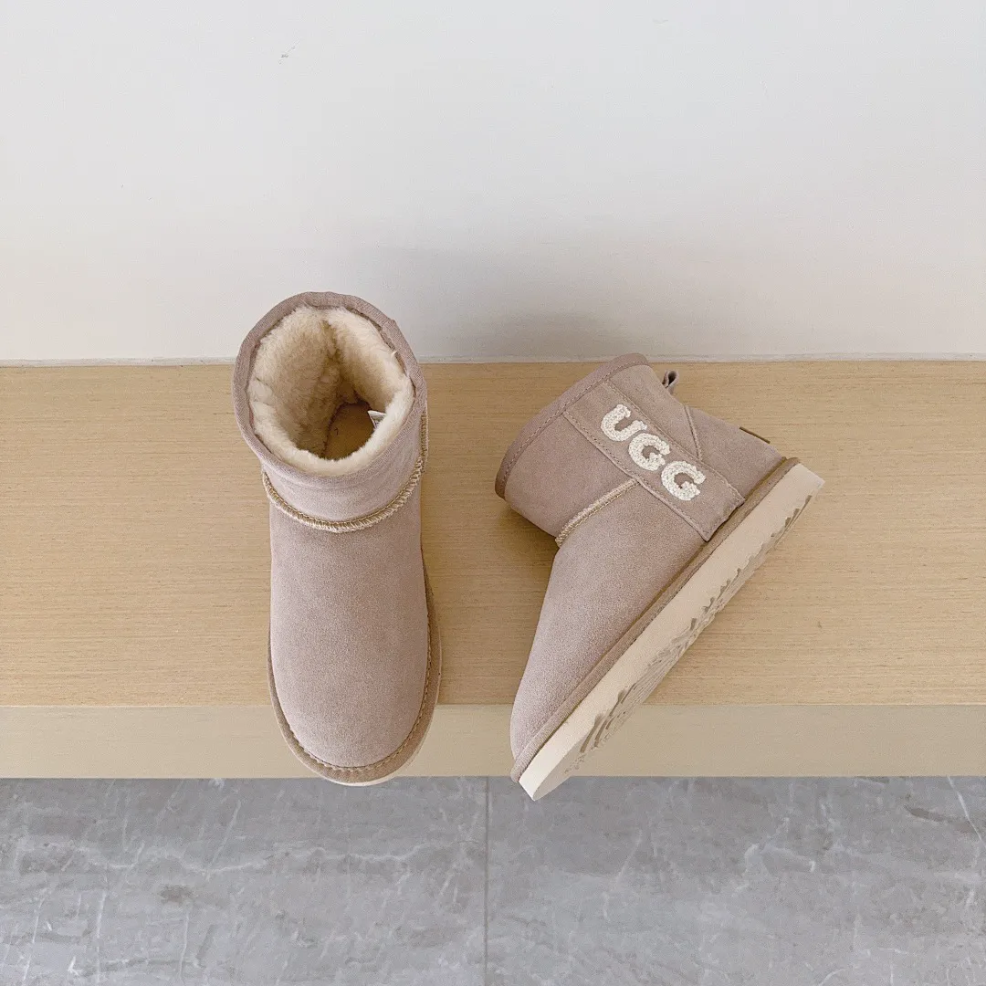 UGG 5700 תמונה 30
