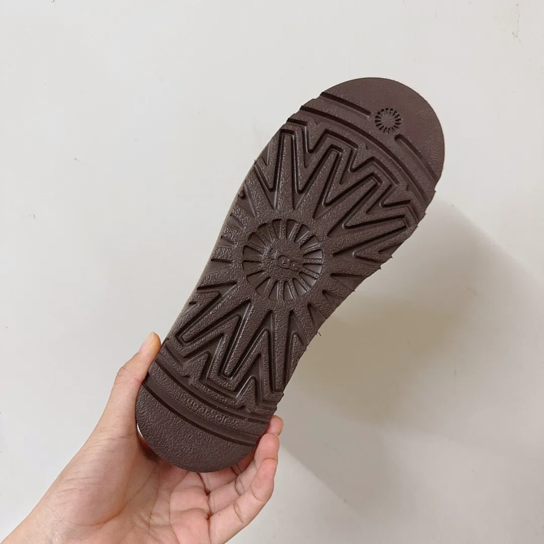 UGG 5823 תמונה 5