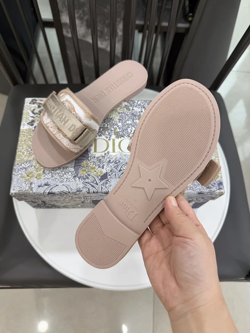 Dior 5ZTN7 תמונה 8