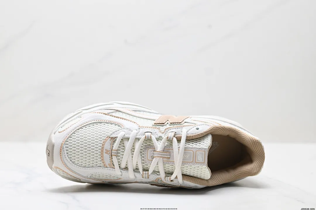 New Balance 6011 תמונה 31