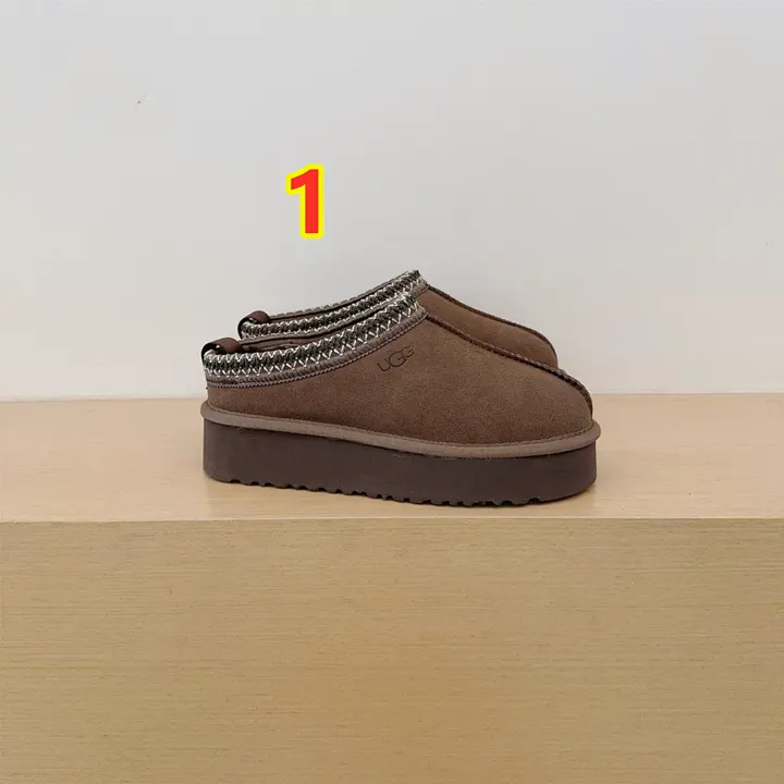 UGG 6042