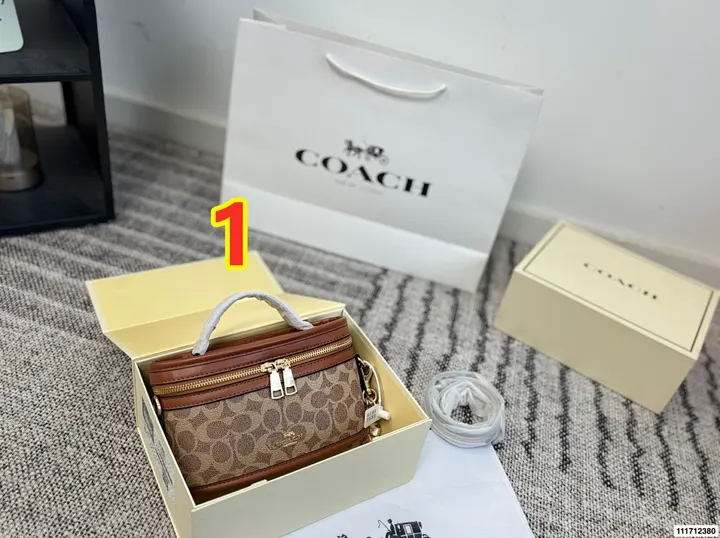 Coach 6086