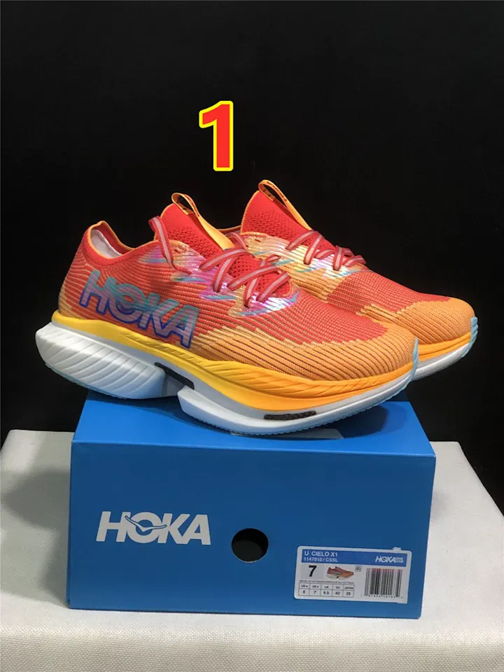 Hoka One One 6103